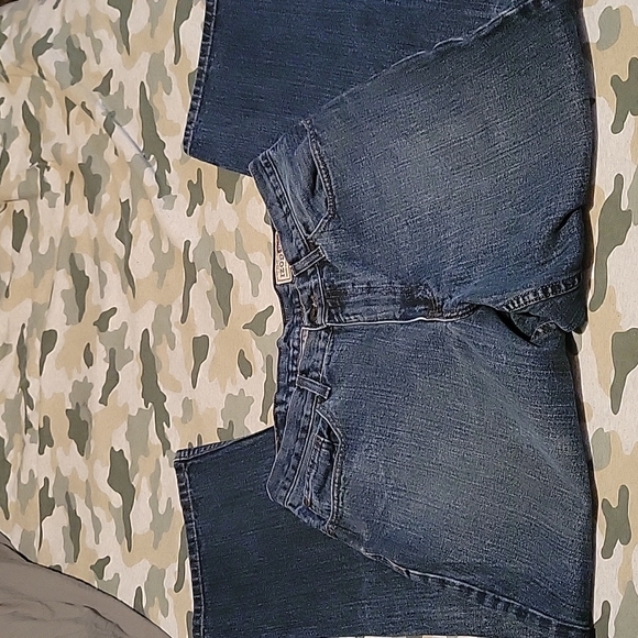 Izod Men's Blue Jeans - Picture 1 of 6